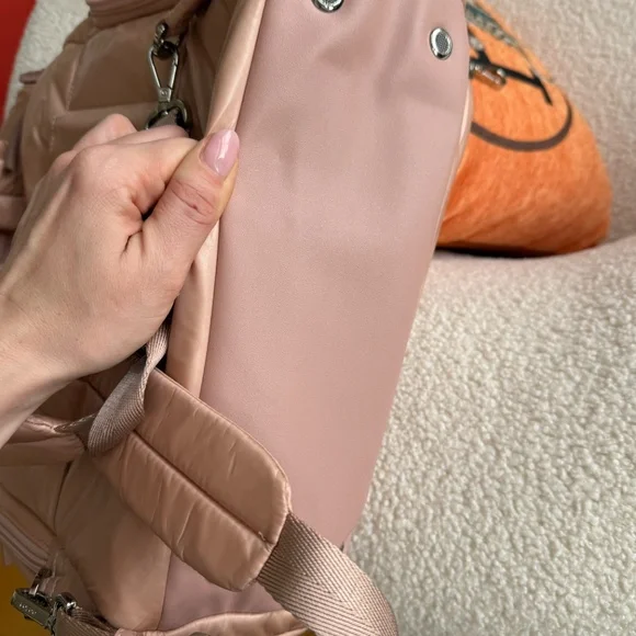 Caraa Baby Bag Medium in Blush Nylon Baby Essential Waterproof Travel - Picture 6 of 6